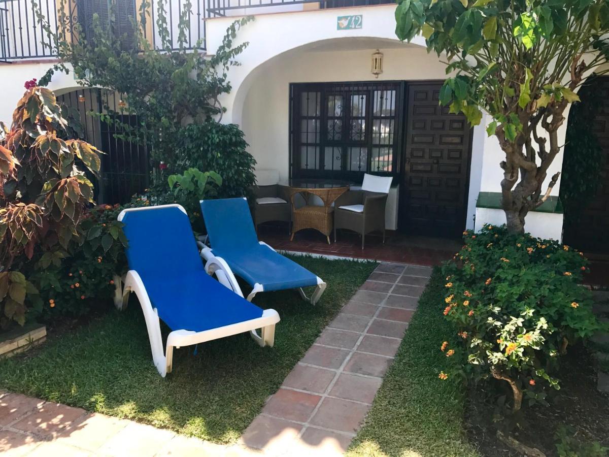 Adosado En Residencial Villa Sitio de Calahonda Oda fotoğraf