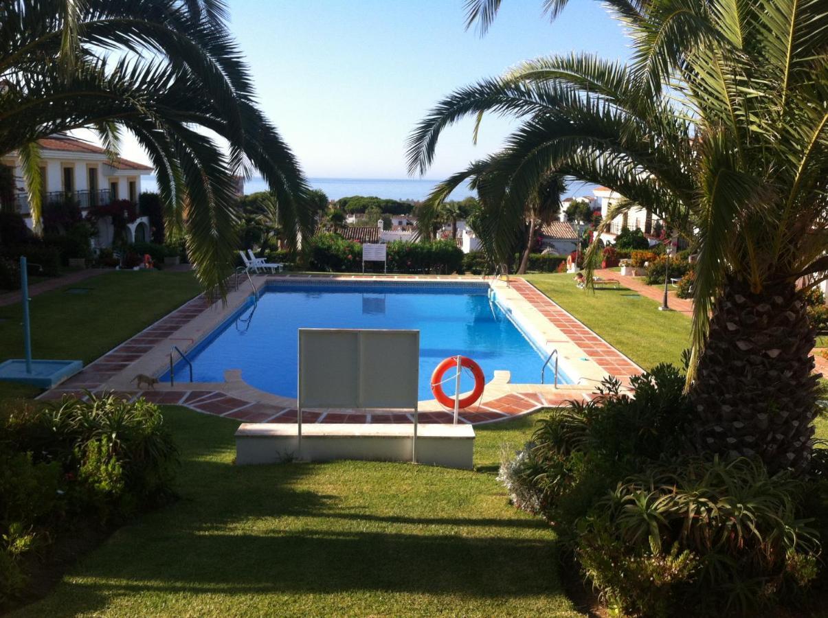 Adosado En Residencial Villa Sitio de Calahonda Oda fotoğraf